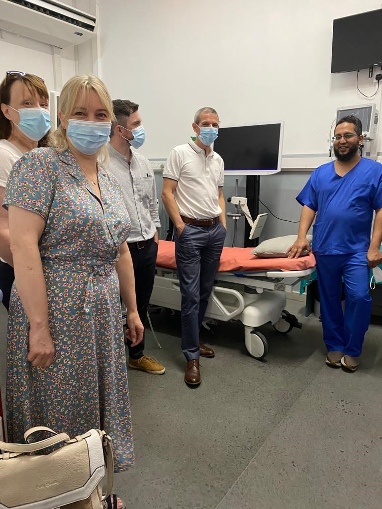 Bowel screening team meets Mauritian doctor.