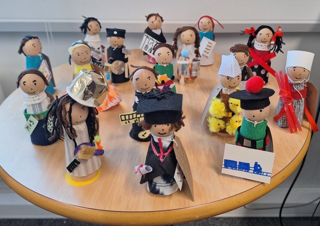 Art project figures.